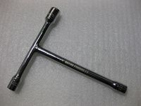 3ウエイT型ソケットレンチ 3ウエイT型ソケットレンチ