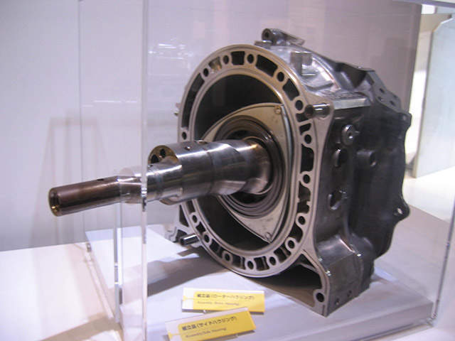ロータリーエンジン